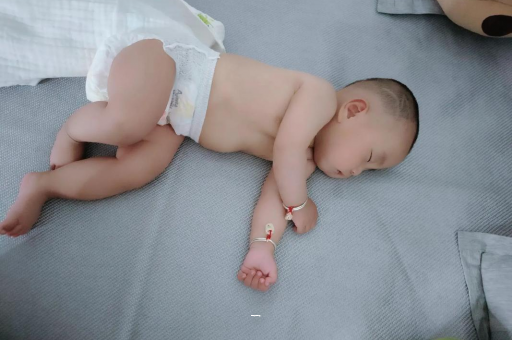 长葛宝宝老打喷嚏怎么办